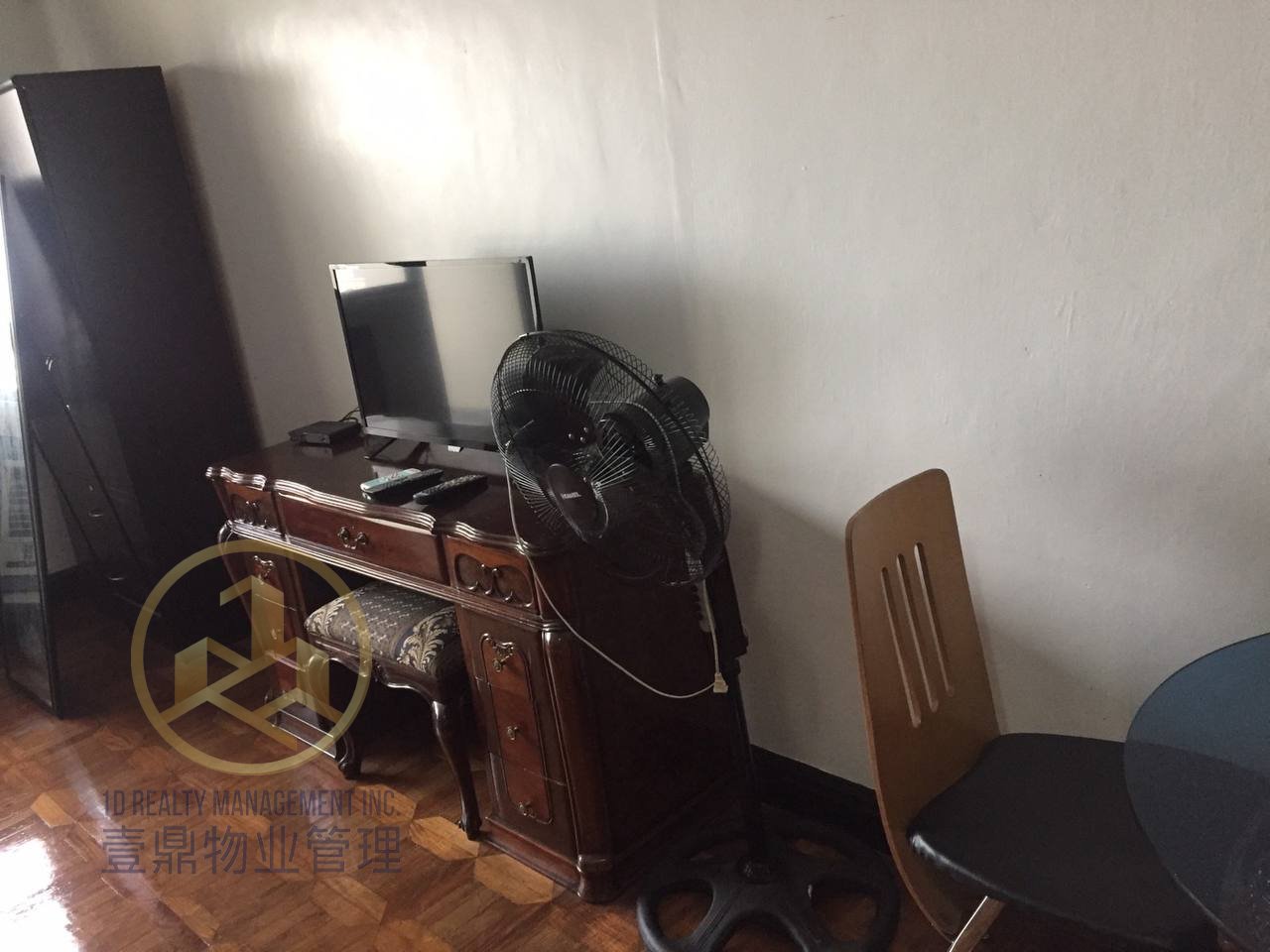 BSA Suites Legazpi Makati City -  Studio Unit -  FOR LEASE