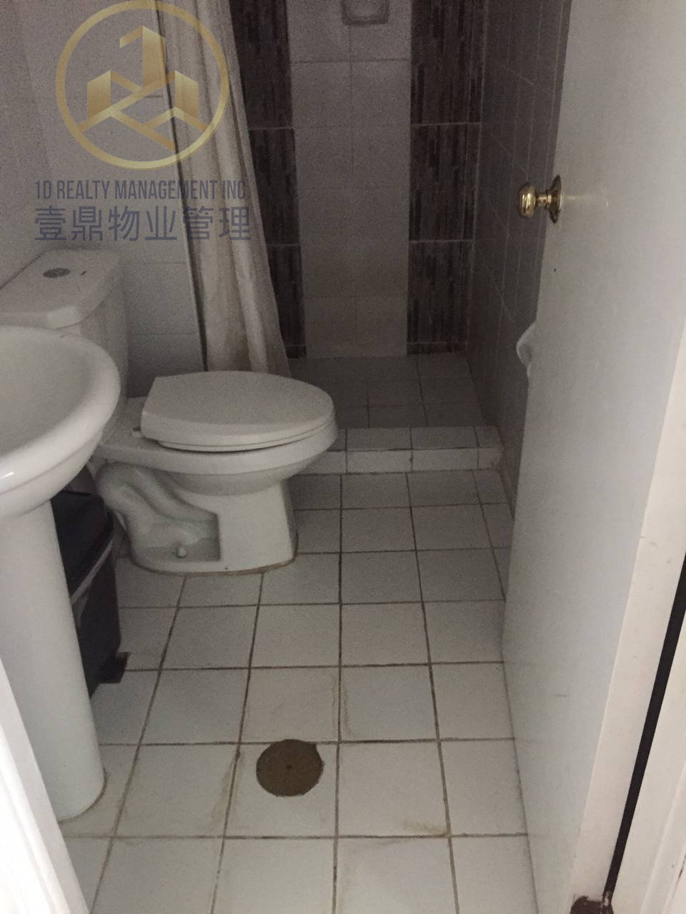 BSA Suites Legazpi Makati City -  Studio Unit -  FOR LEASE