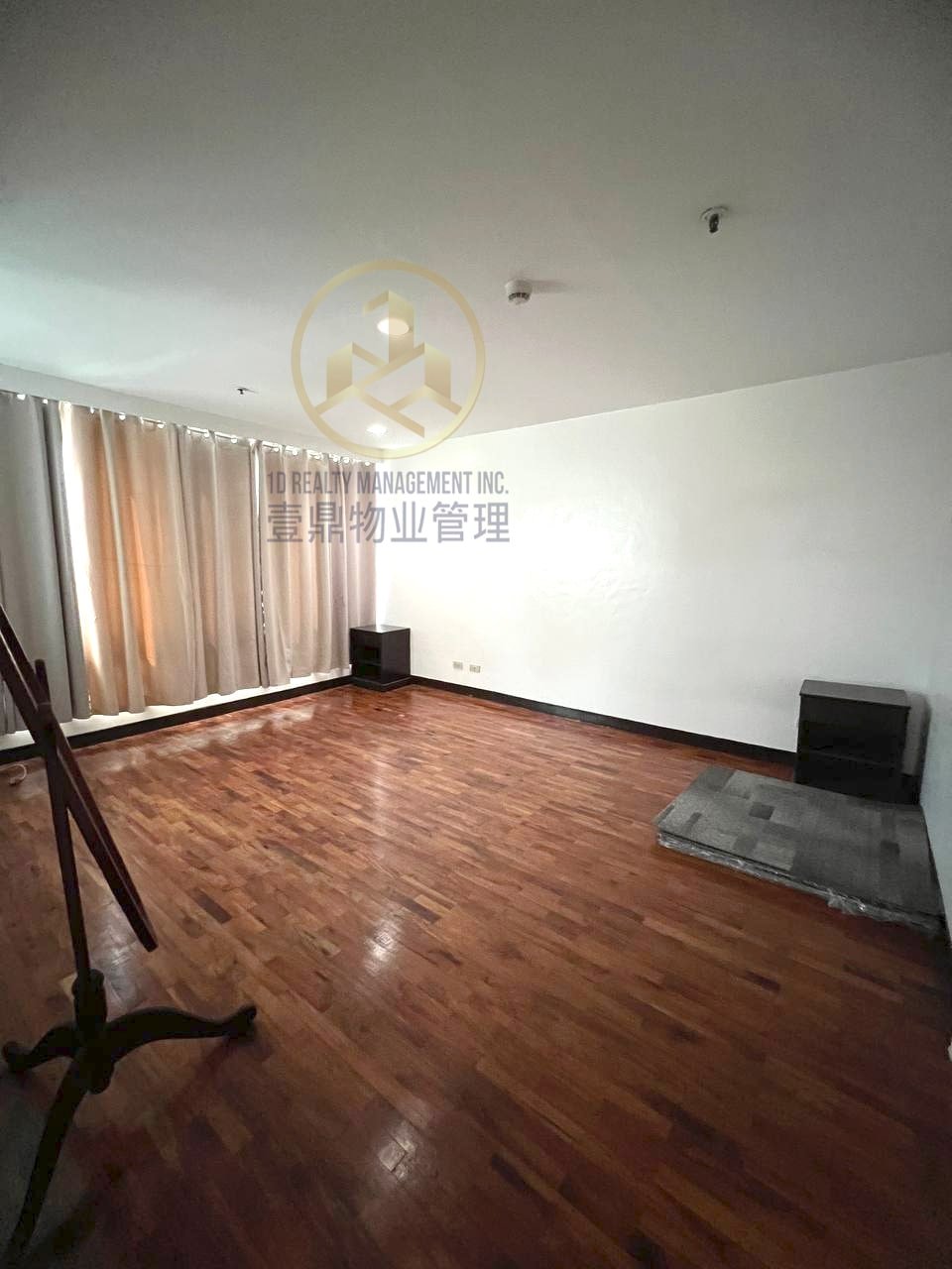 EASTON PLACE Salcedo Village Makati City - For Lease