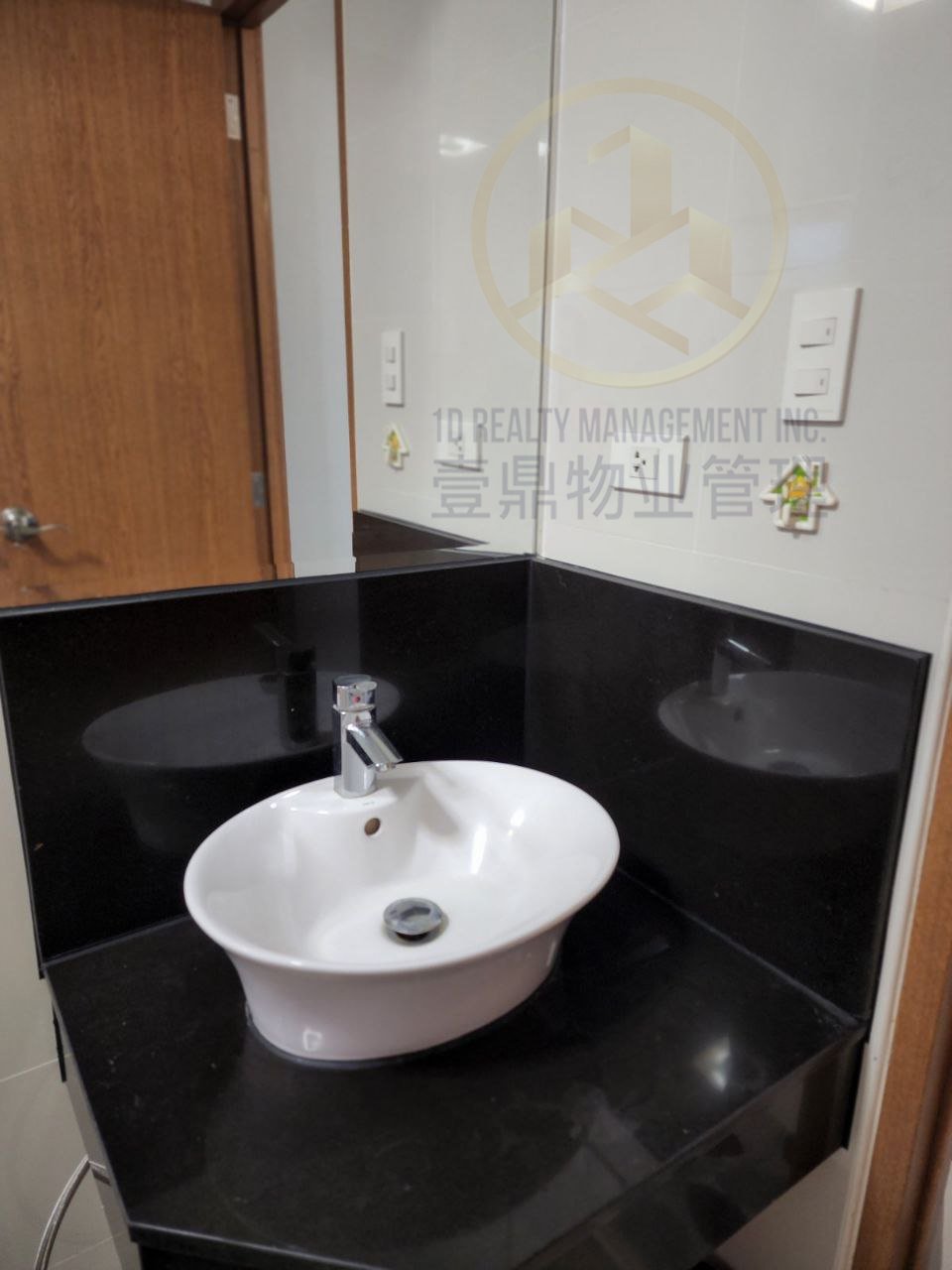 Greenbelt Madison Legazpi Village, Makati City - STUDIO UNIT FOR SALE AND LEASE