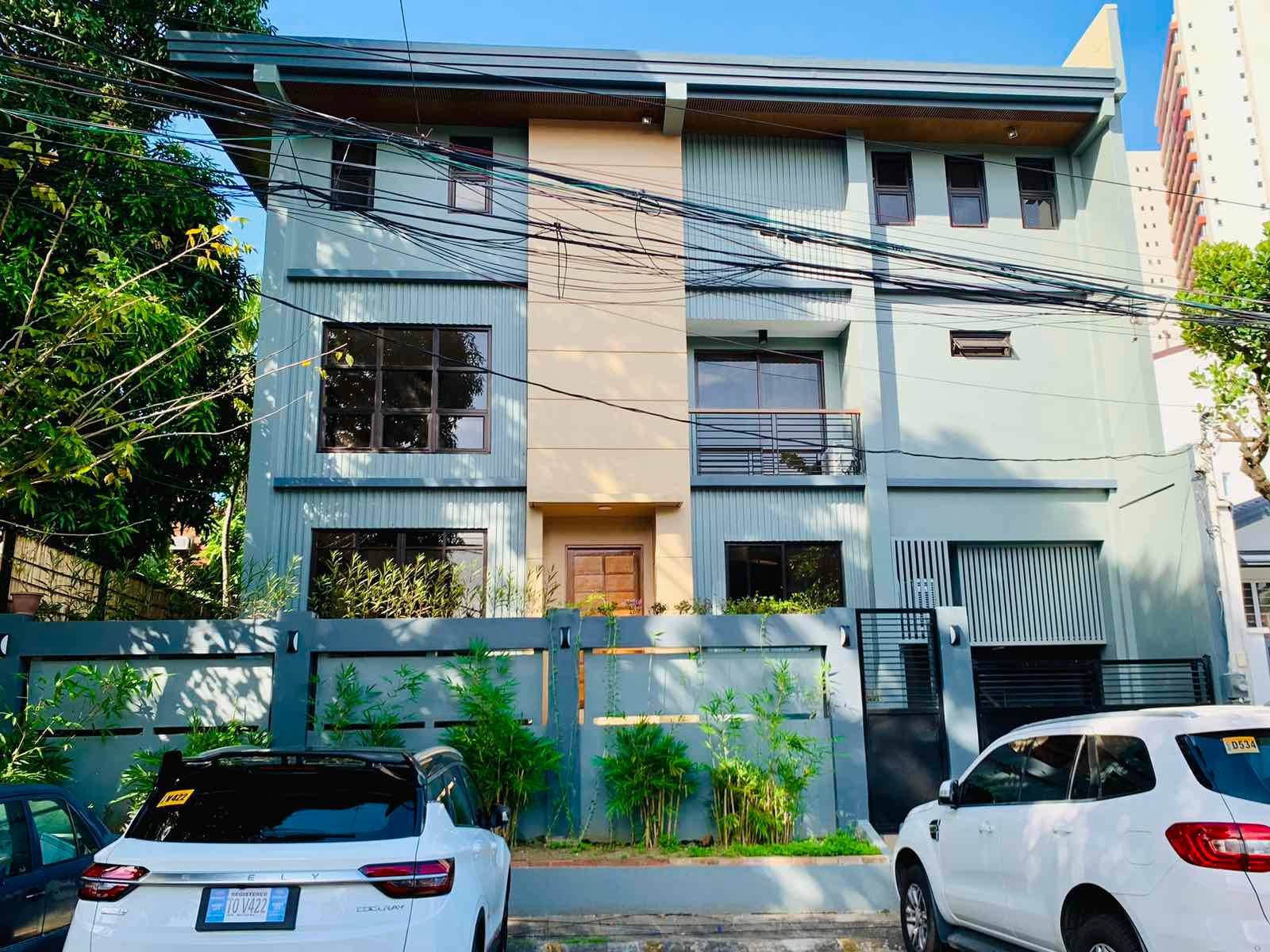 House & Lot Ayala Alabang Muntinlupa City - FOR SALE