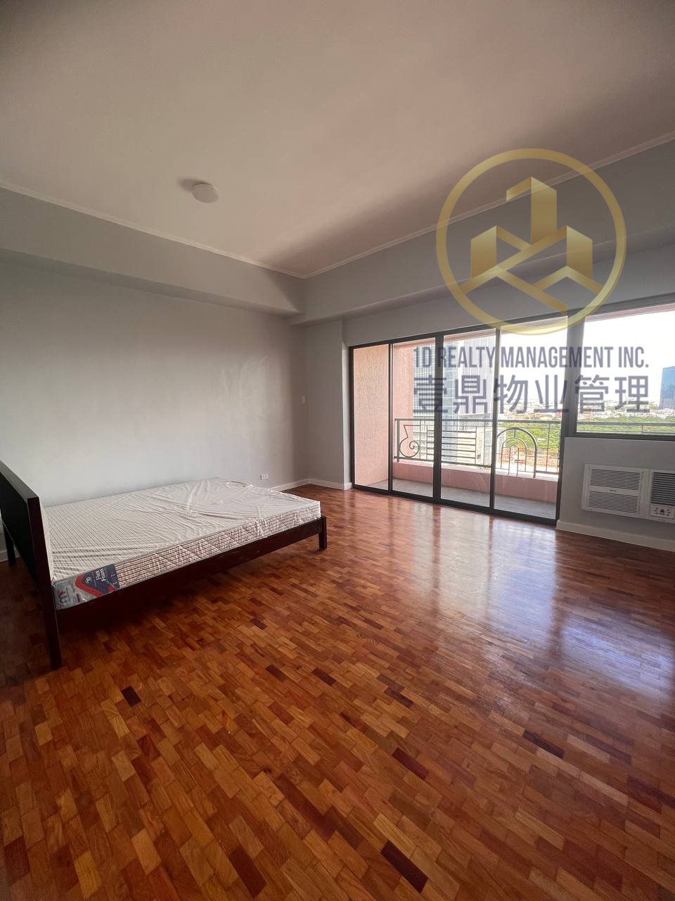 Le Triomphe Salcedo Village, Makati City - 3BR FOR LEASE