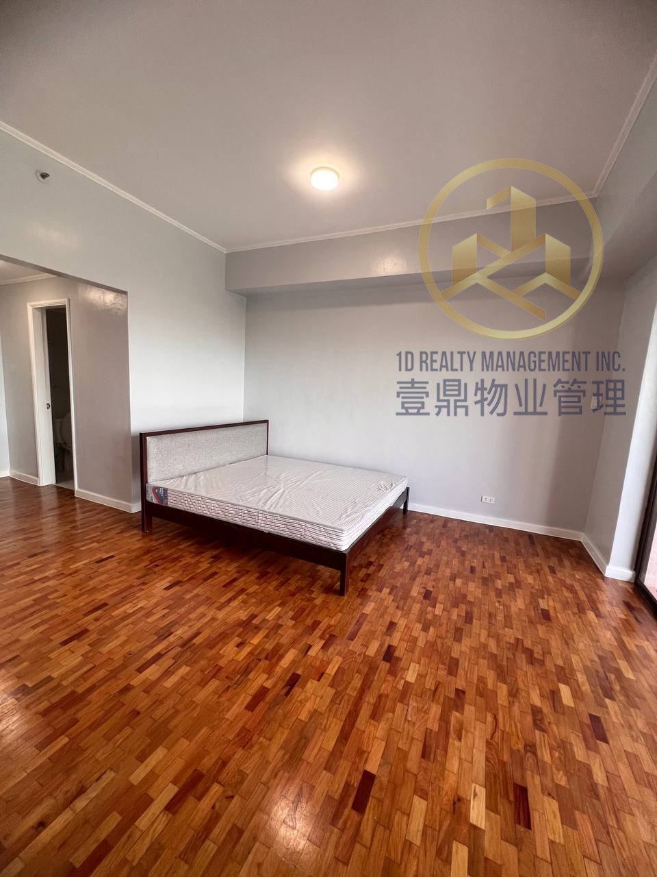 Le Triomphe Salcedo Village, Makati City - 3BR FOR LEASE