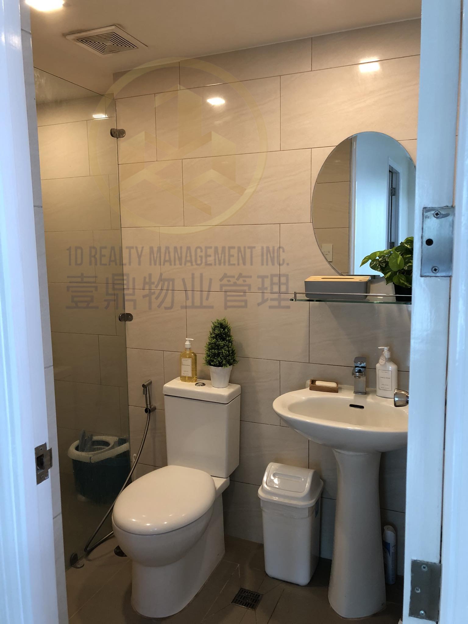 ORIENTAL GARDENS - CHINO ROCES MAKATI CITY - 2BR FOR LEASE