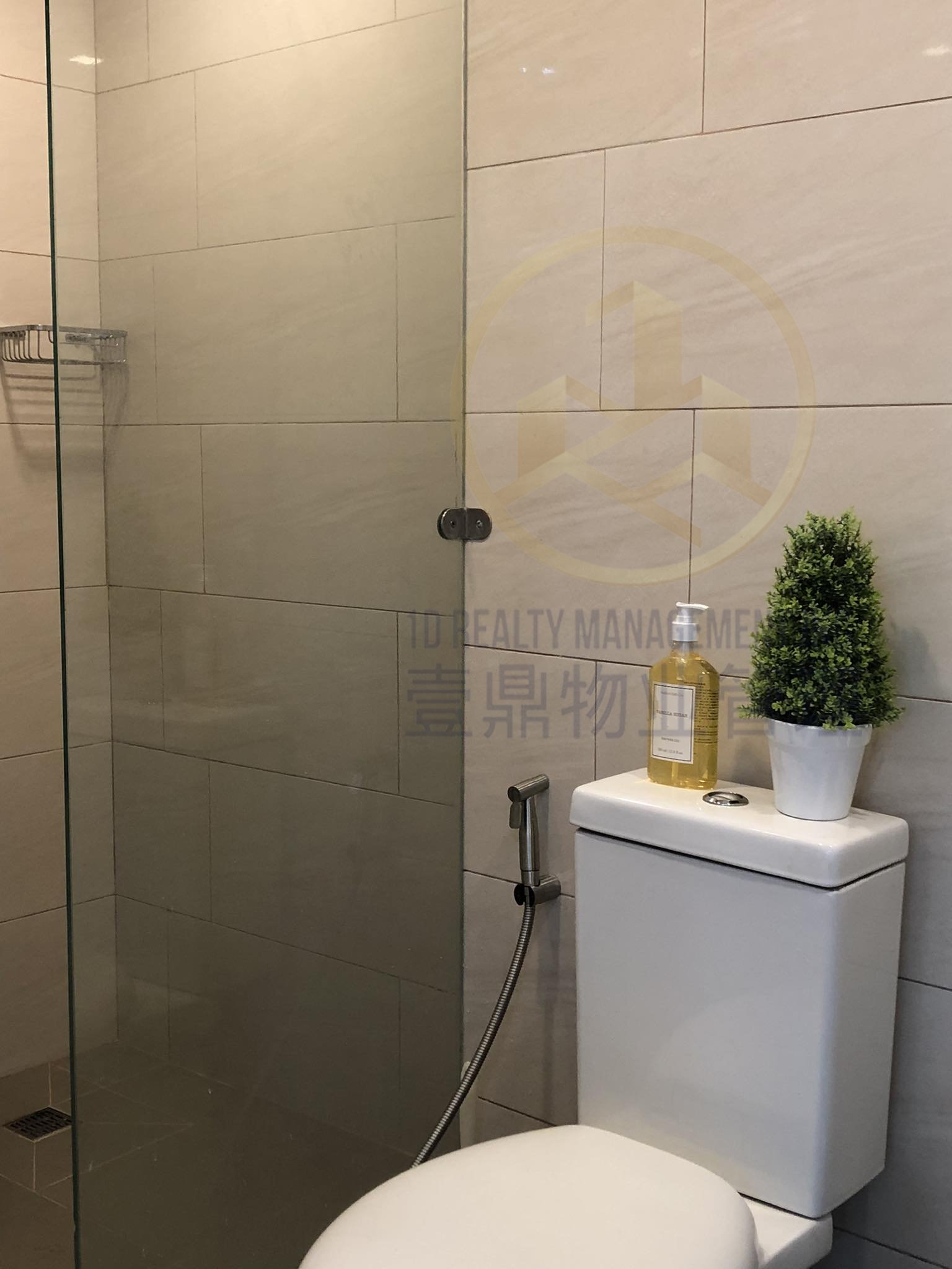 ORIENTAL GARDENS - CHINO ROCES MAKATI CITY - 2BR FOR LEASE