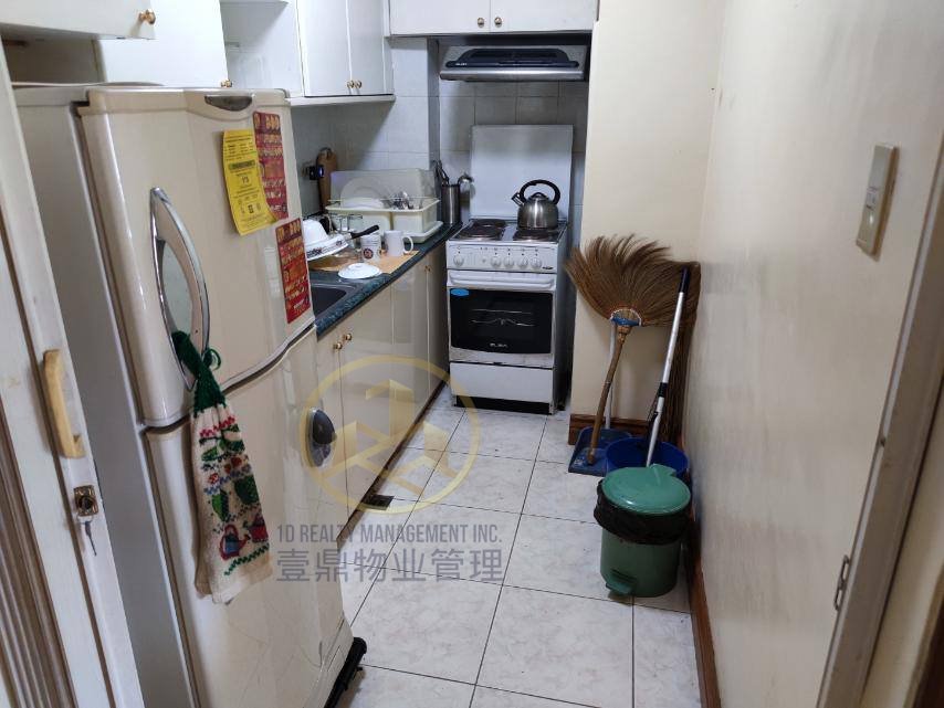 Palm Towers San Antonio Village Makati City - 1BR FOR SALE