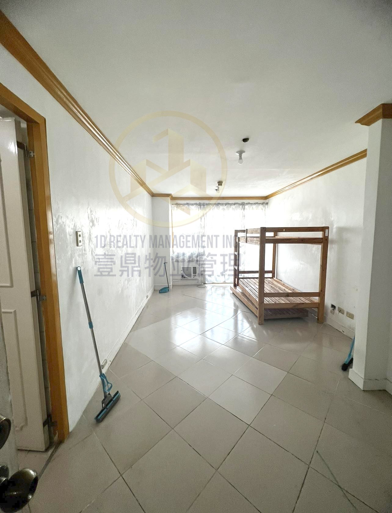 Palm Towers - San Antonio Village Makati City - FOR LEASE STUDIO UNIT