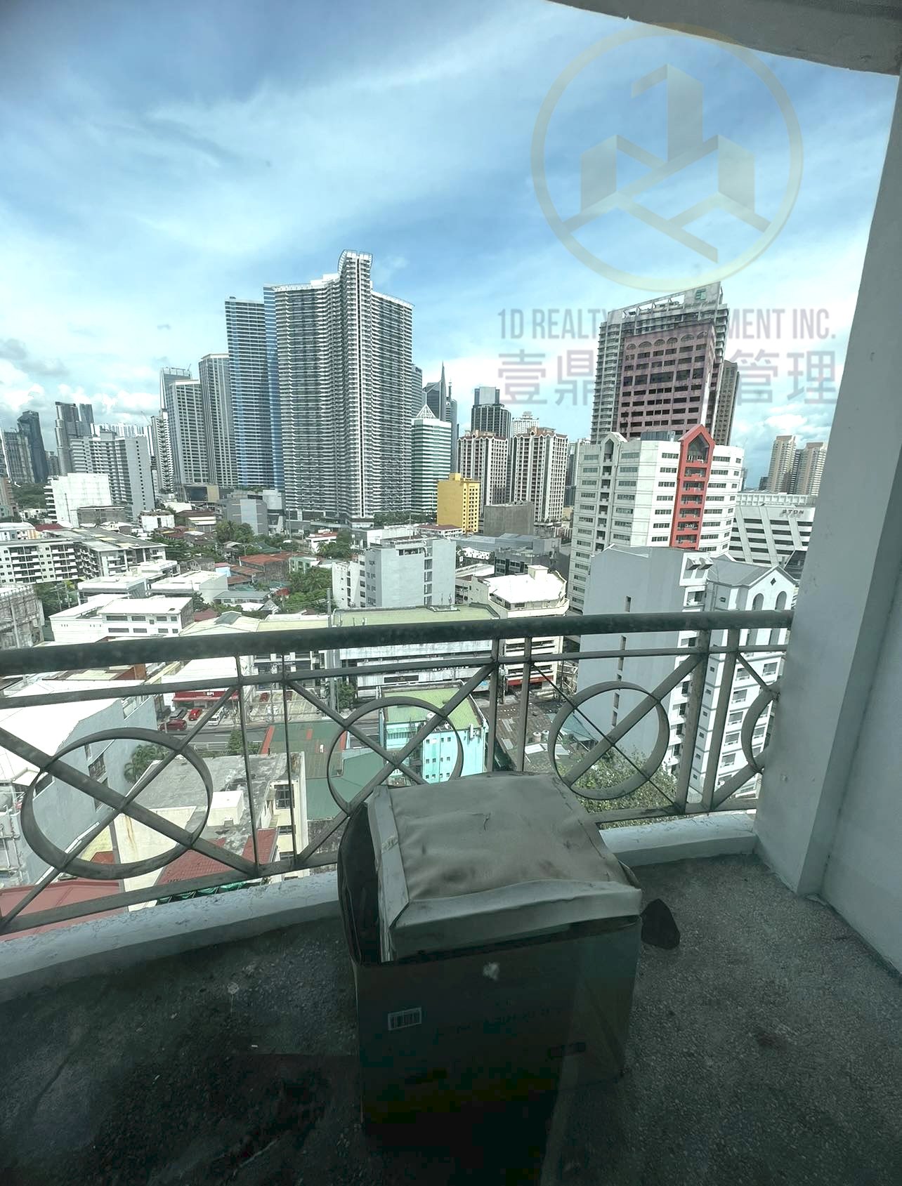 Palm Towers - San Antonio Village Makati City - FOR LEASE STUDIO UNIT