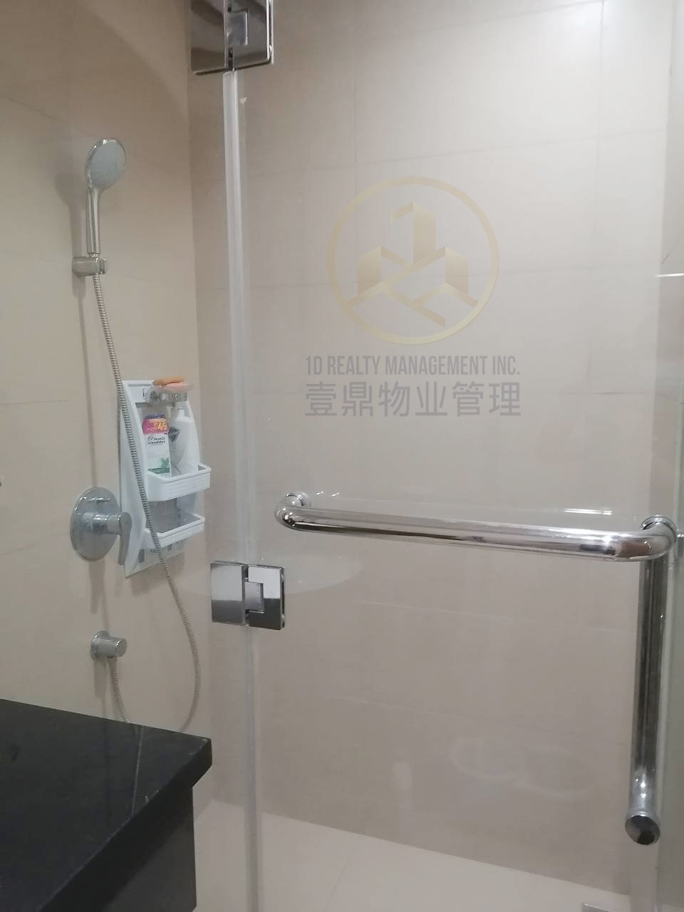 For Lease - Executive studio -Park Terraces - West st, Makati City