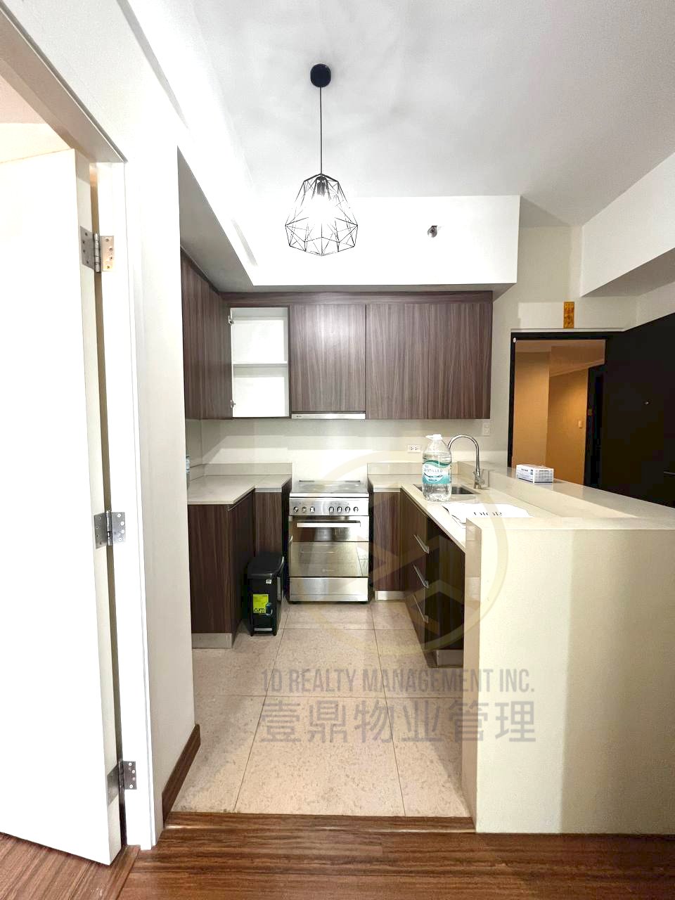 Shang Salcedo Place - Sen. Gil Puyat Avenue, Tordesillas and H. V. de la Costa Streets Makati City - FOR SALE 1BR