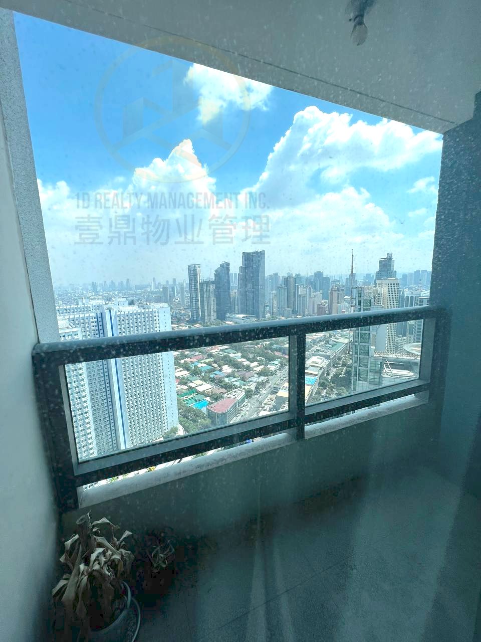 Shang Salcedo Place - Sen. Gil Puyat Avenue, Tordesillas and H. V. de la Costa Streets Makati City - FOR SALE 1BR