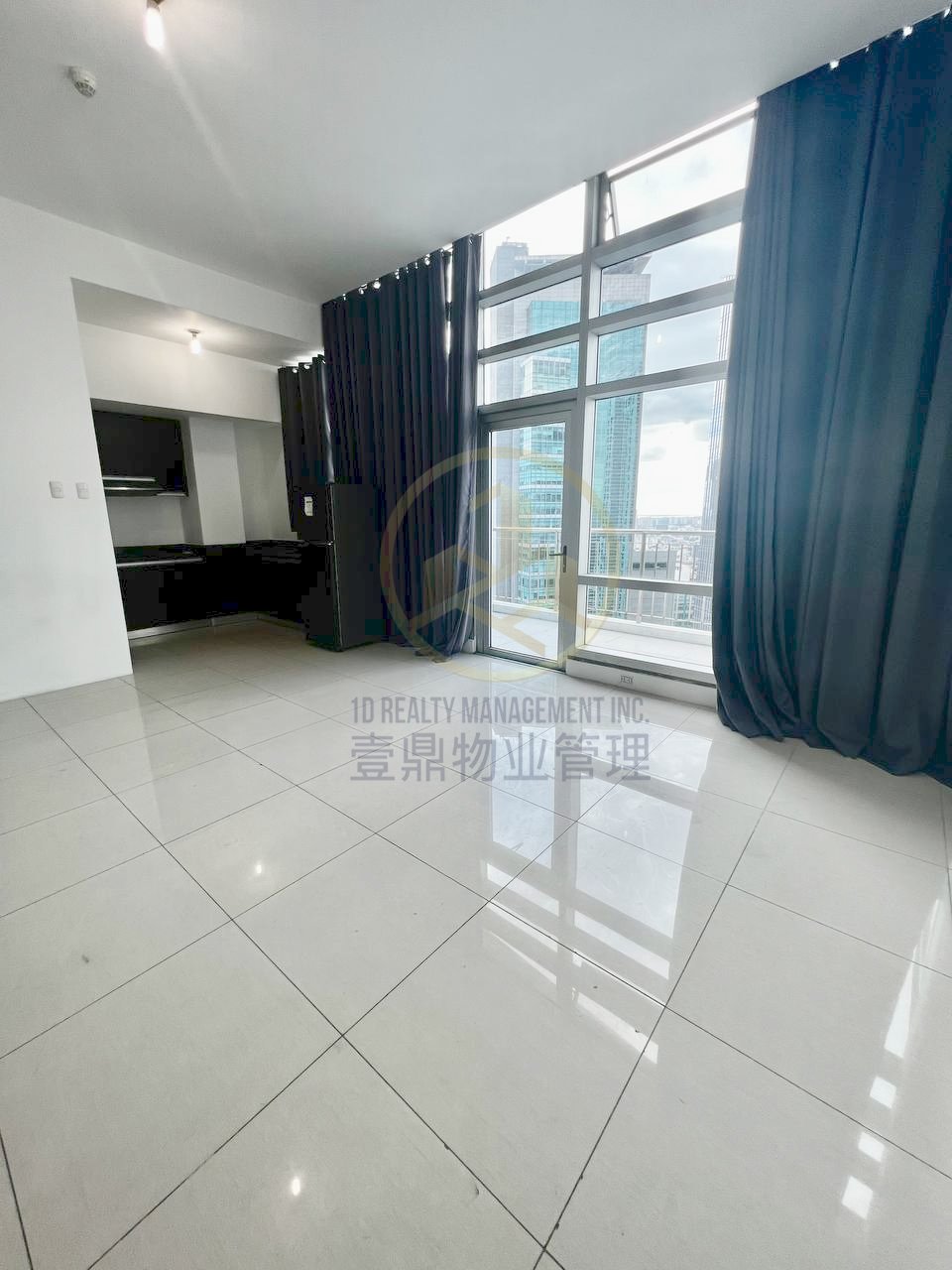 FOR LEASE 4BR PENTHOUSE UNIT - The Stratosphere - Valero, Makati City