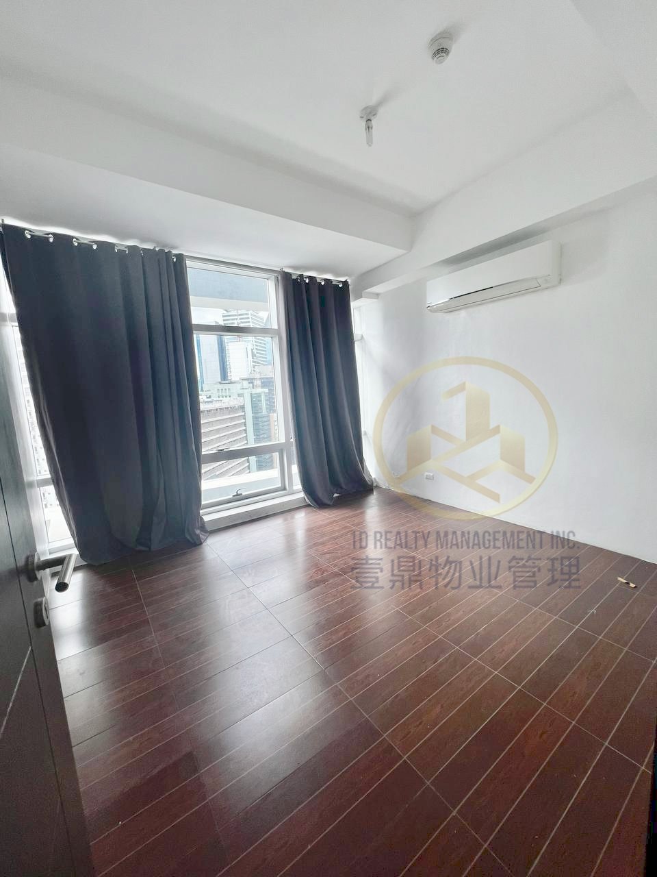 FOR LEASE PENTHOUSE 2BR - The Stratosphere - Valero, Makati City