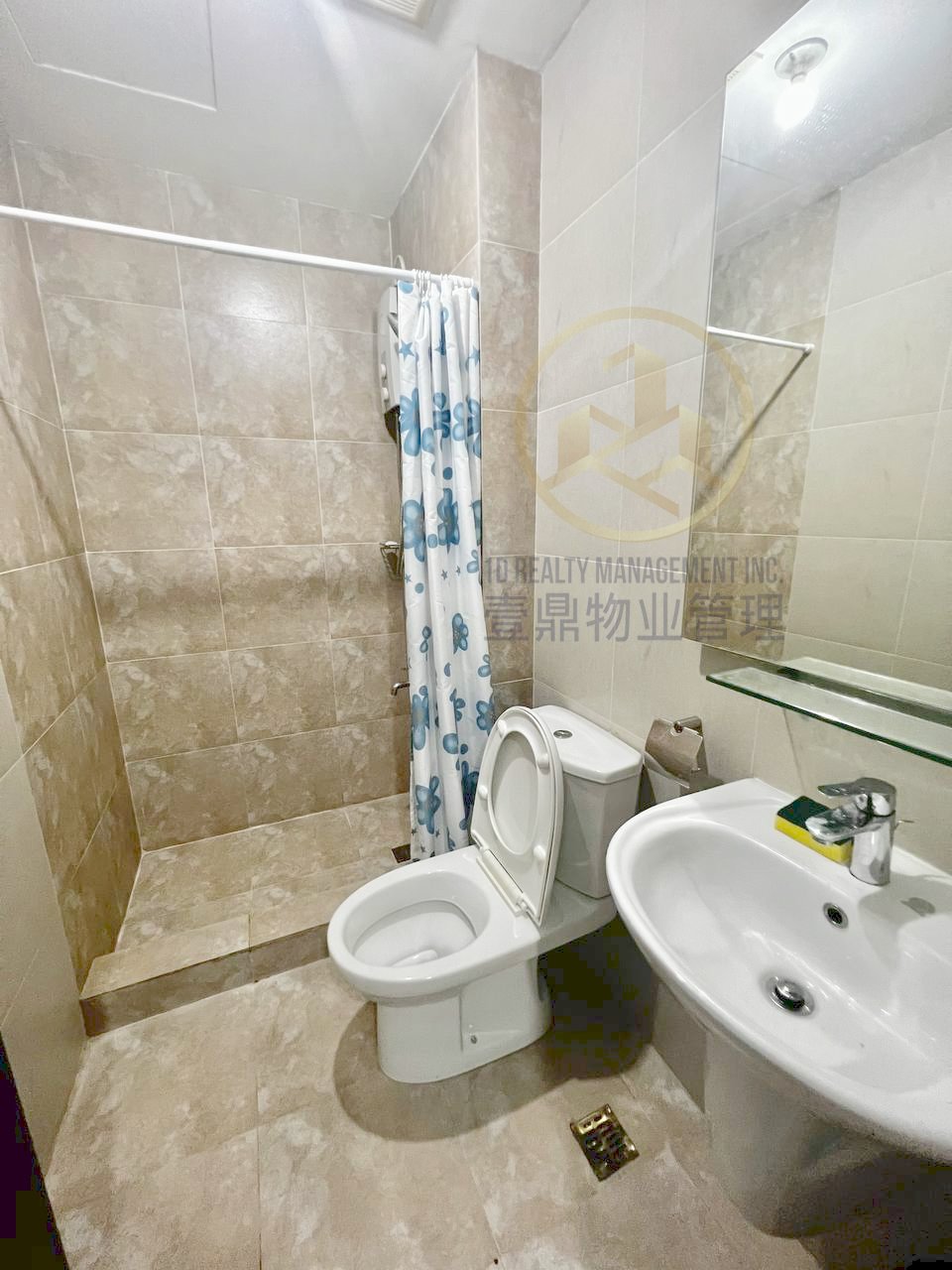 FOR LEASE STUDIO UNIT - The Stratosphere - Valero, Makati City