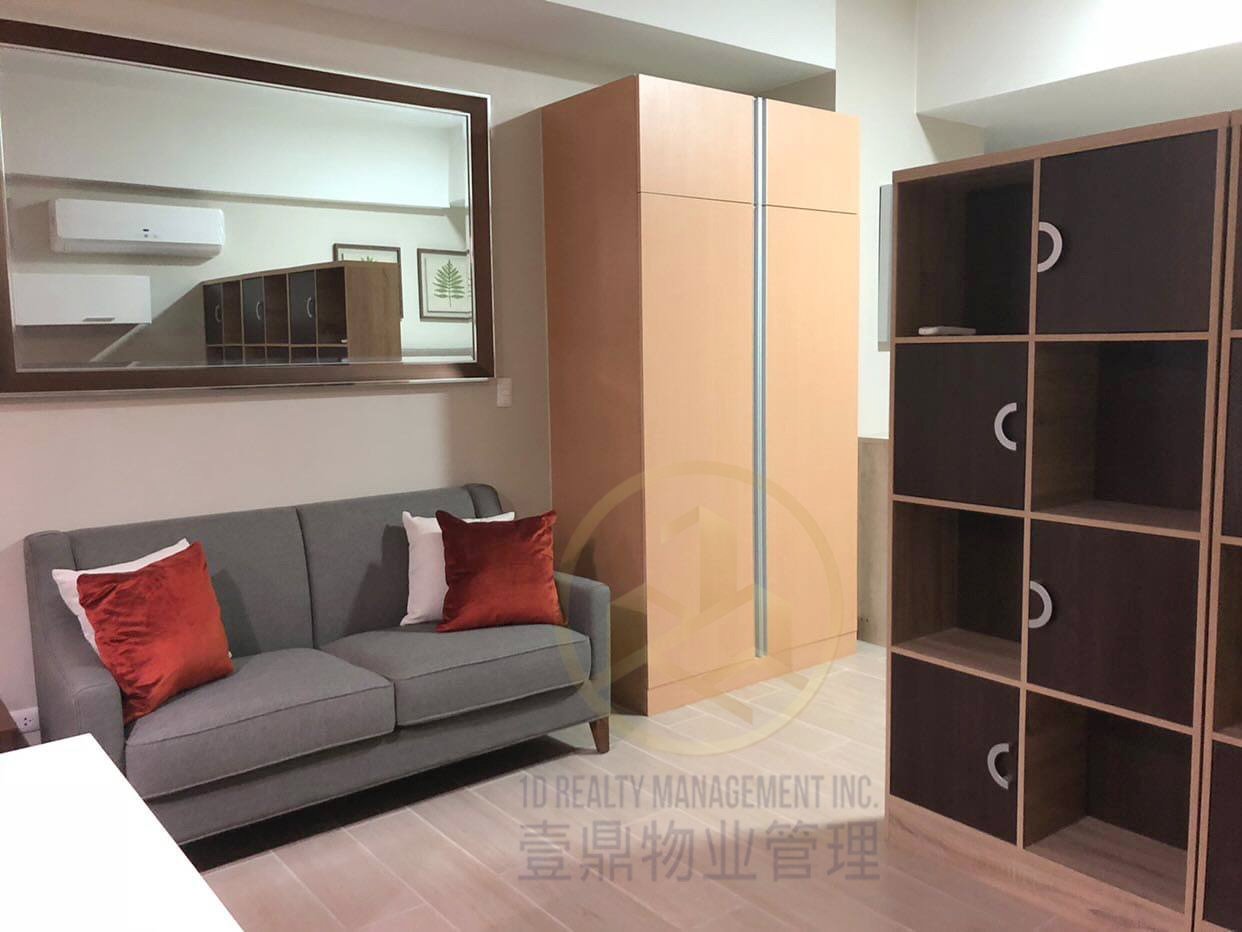 Three Central - Valero, Makati City - FOR SALE STUDIO UNIT